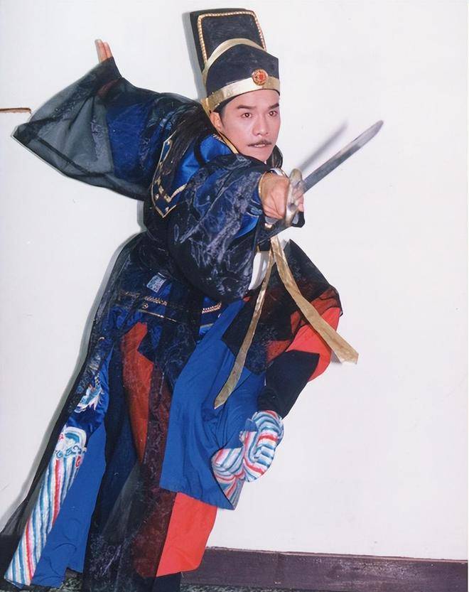 心痛!"一代大侠"张振寰去世,享年65岁,邻居闻到臭味才被发现