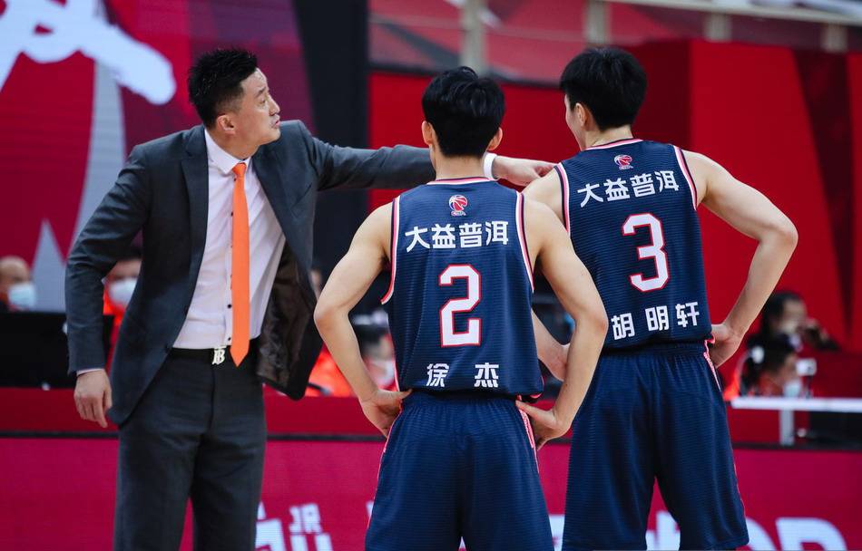 第45轮CBA积分榜：浙江广厦领跑，辽篮广东各守其位