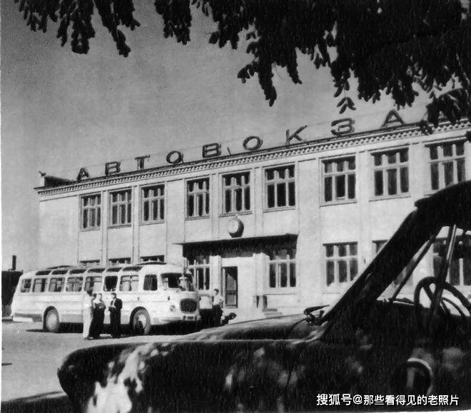 赫尔松：苏联时代的璀璨明珠与生活印记