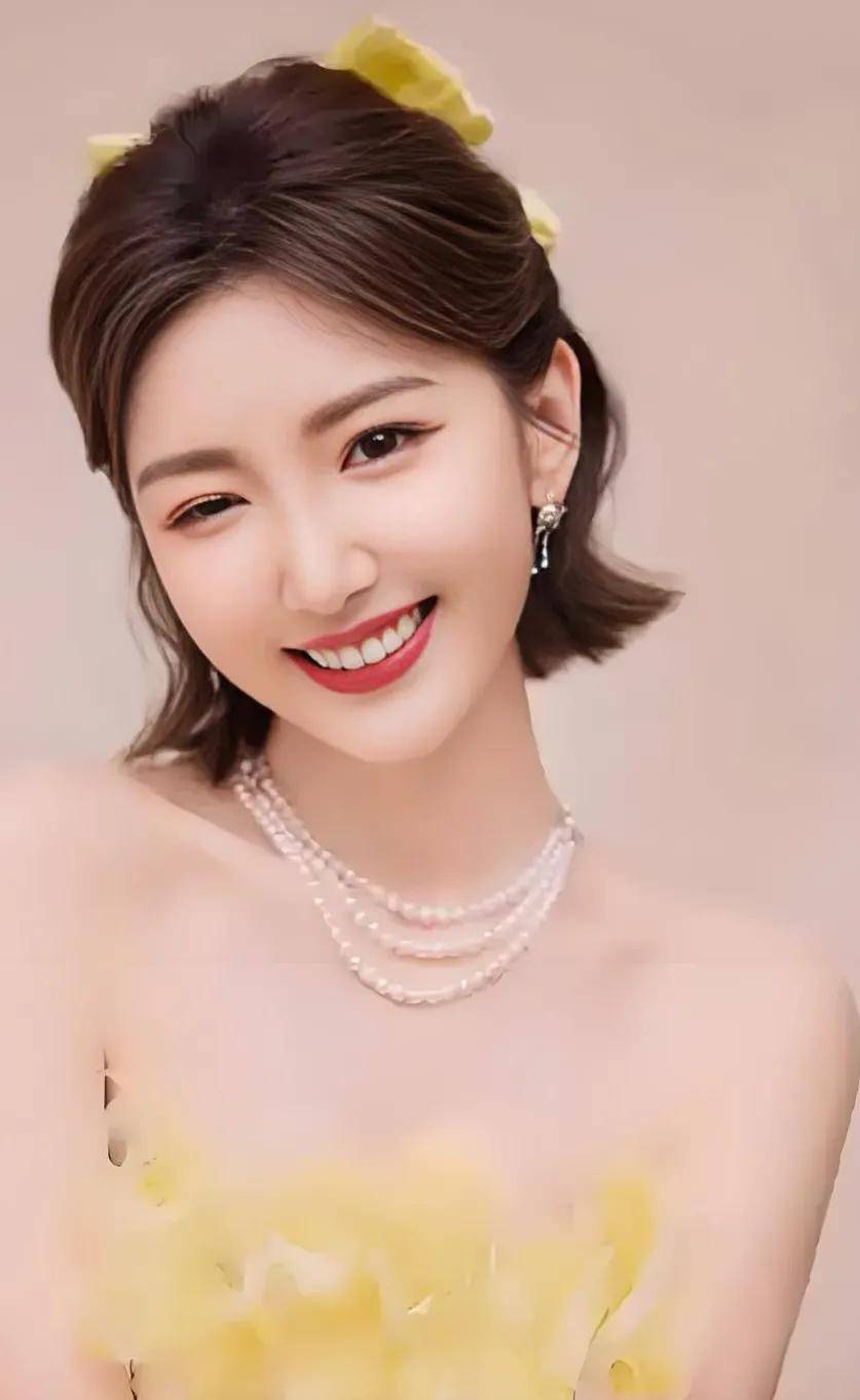 治愈所有…!大陆娱乐圈"最甜美笑容"女星top10