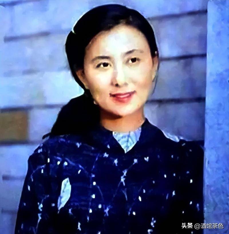 陈国军前妻赵雅珉:曾是日本知名设计师,生活低调儿子陈赫是导演