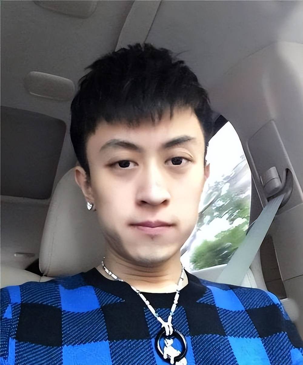 6亿私人飞机,"沪上皇"秦奋啥来头?