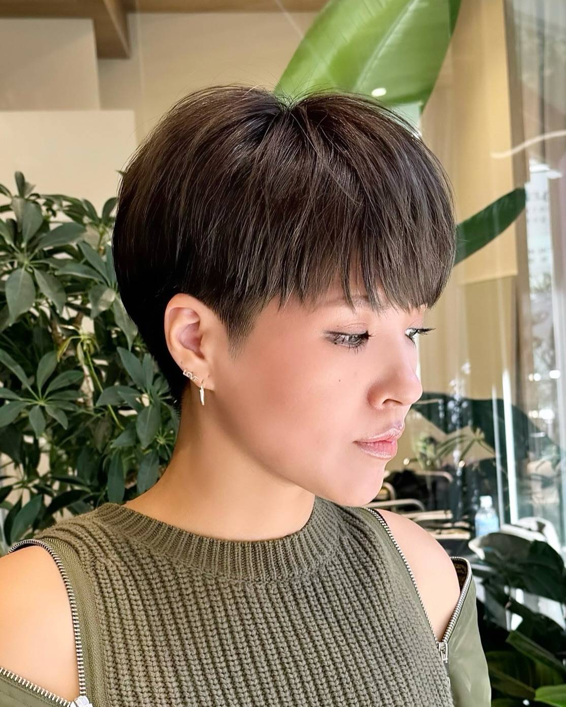短发潮范引领时尚界的多元魅力风暴