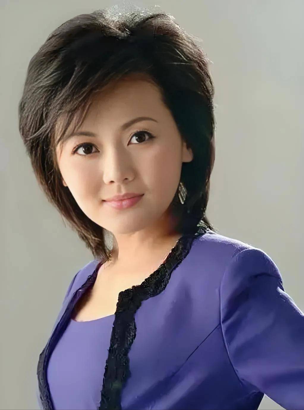 这7位央视主持至今未嫁,她们人人都是美女,最大的年龄已到59岁