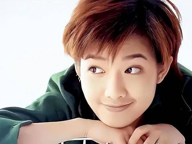 16年前,"决定不婚不育,割掉子宫"的女明星范晓萱,后悔了吗?