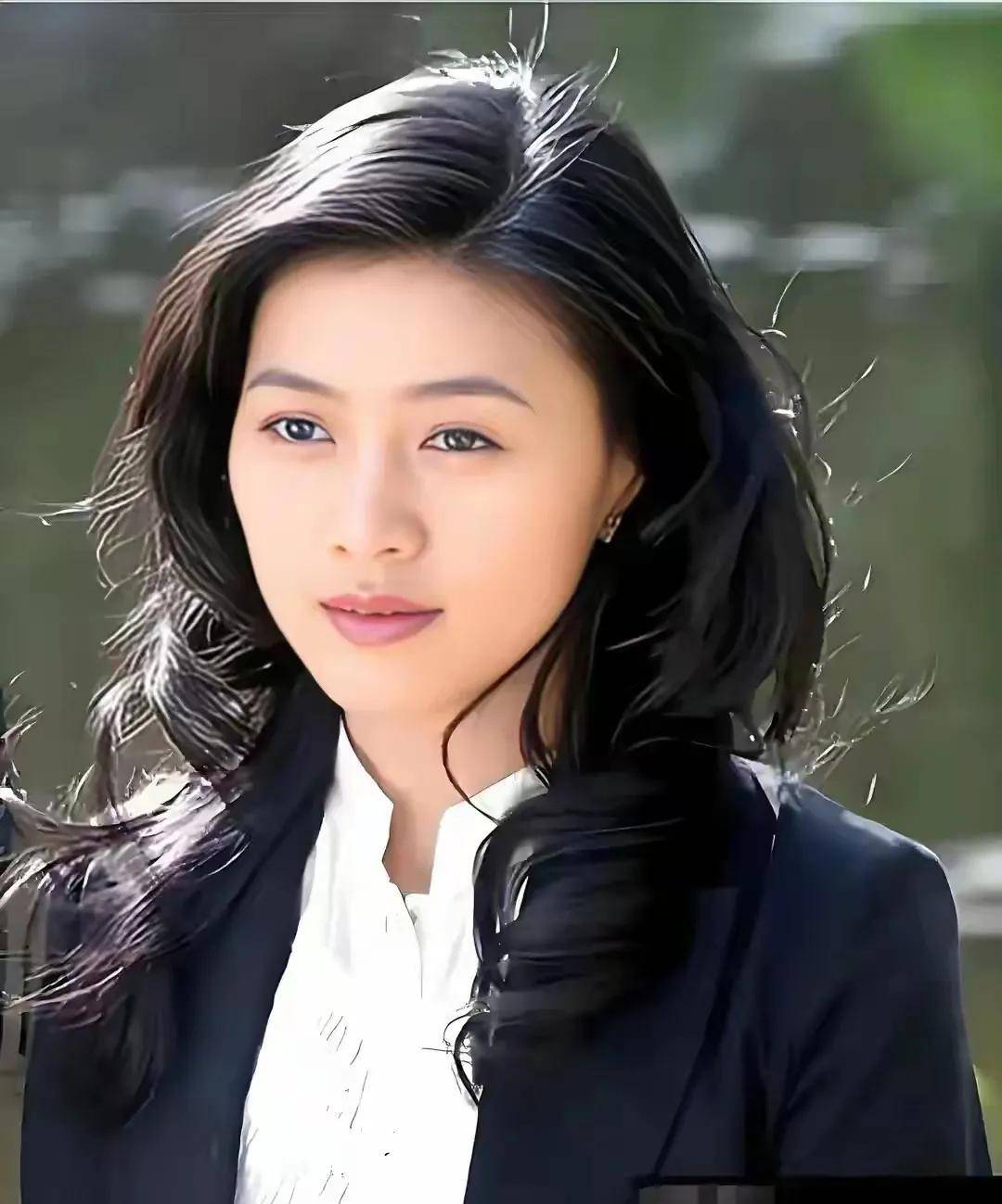 八十年年代辽宁大美女田海容