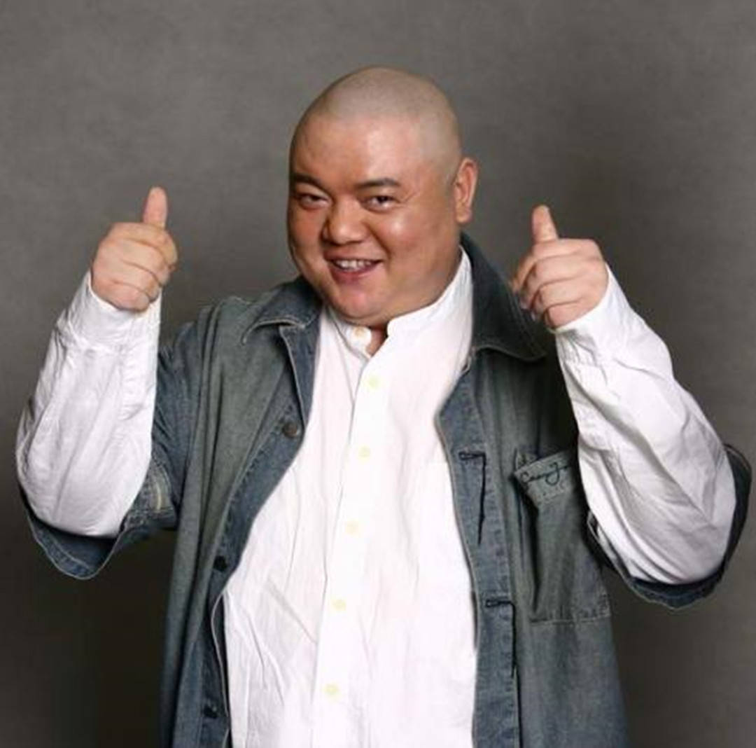 4位过气明星回归农村生活,摆摊卖茶叶蛋,喂猪养鸡