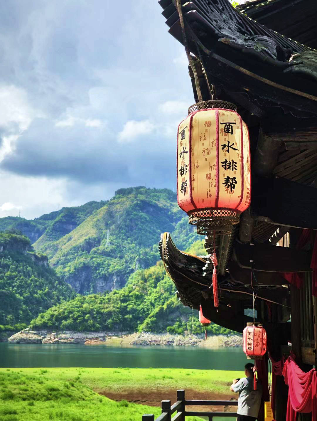 湖南湘西这座冷门小城承包你的五一假期