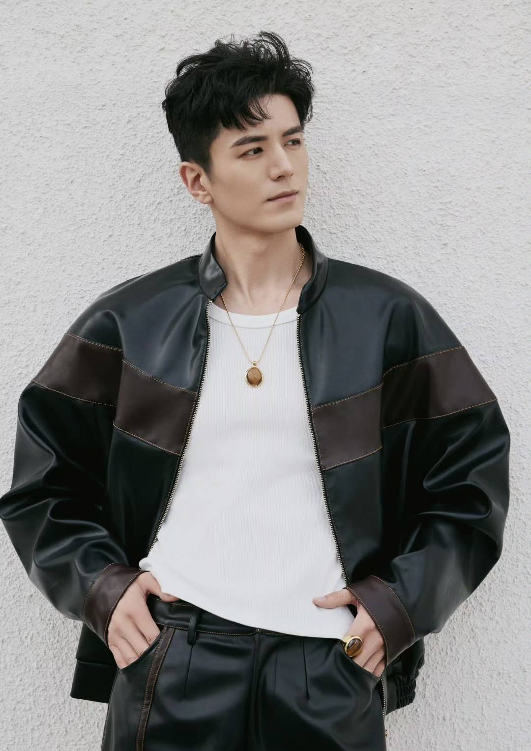 肖雨,李九霖主演,《掌心难逃》揭开情感迷局!