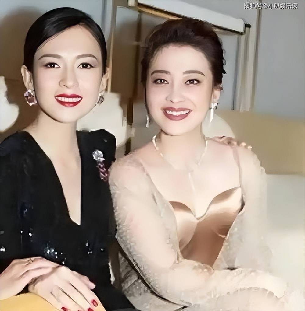 梅婷是否为大美女?与章子怡,曾黎合照,真相尽在其中!