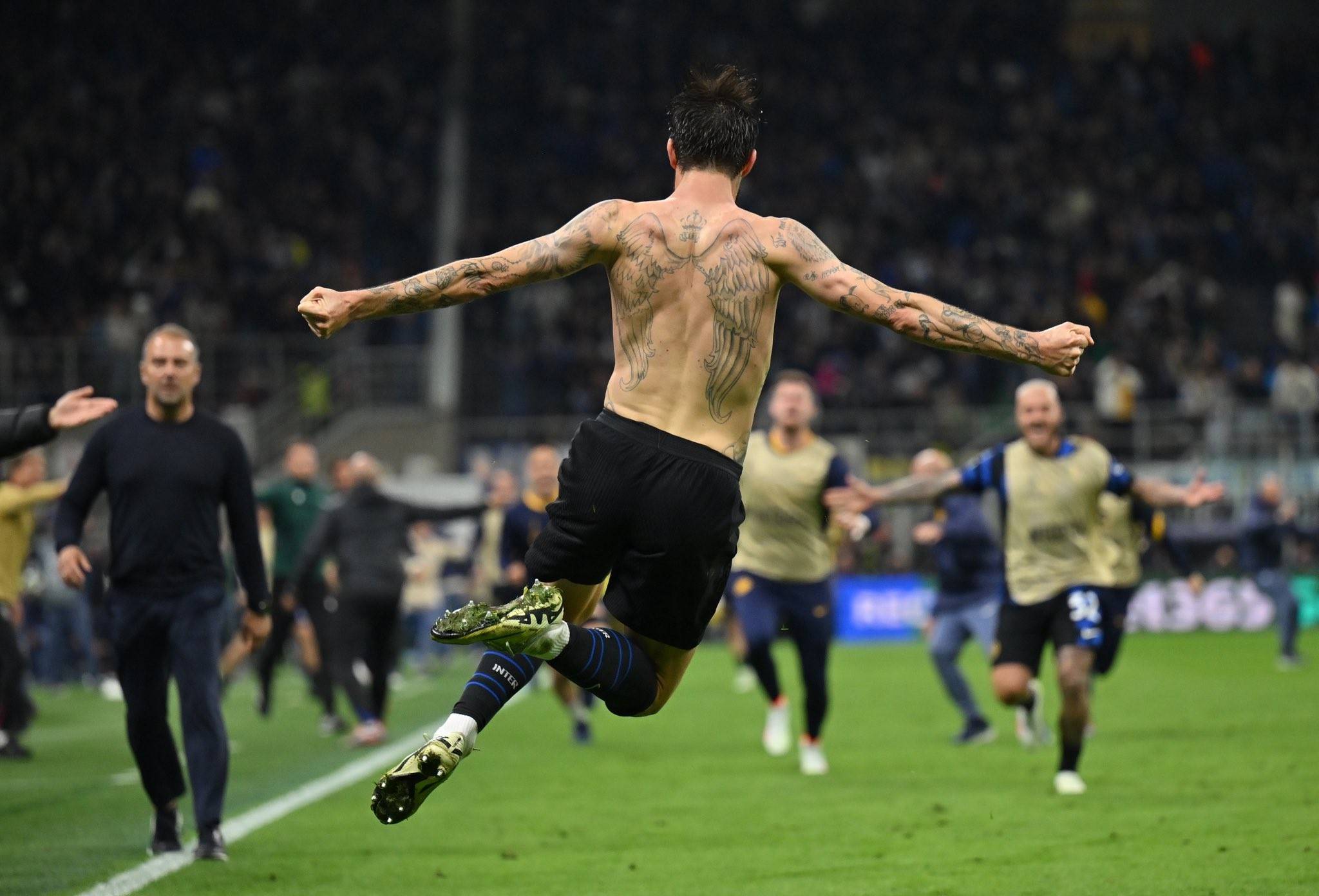 欧冠奇迹:37岁老兵阿切尔比的绝杀与人生传奇