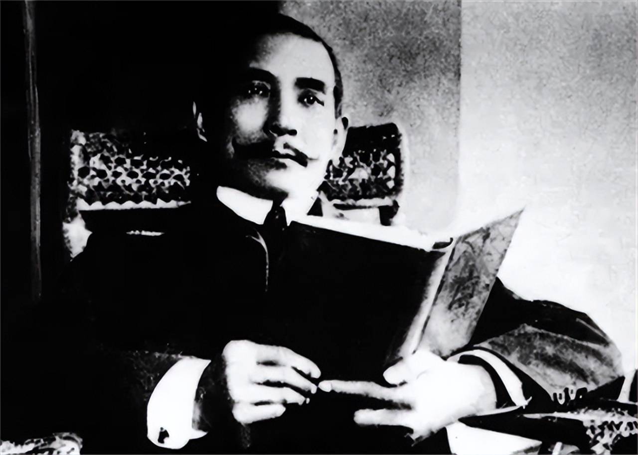 孙中山为何信任蒋介石
