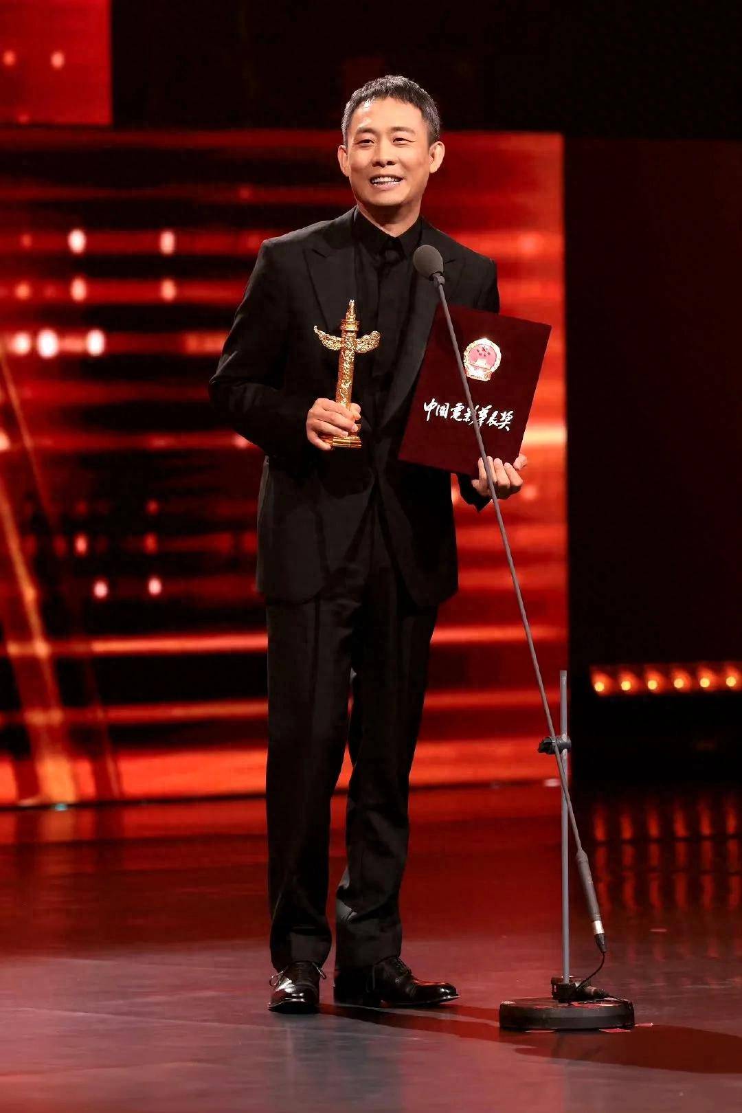 张译成为首位华表奖二封影帝