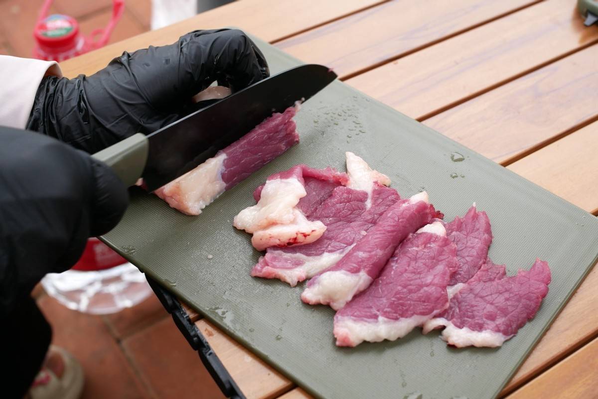 纳拓烧烤工具套装:烧烤界的“瑞士军刀”,一套搞定室内外烹饪!