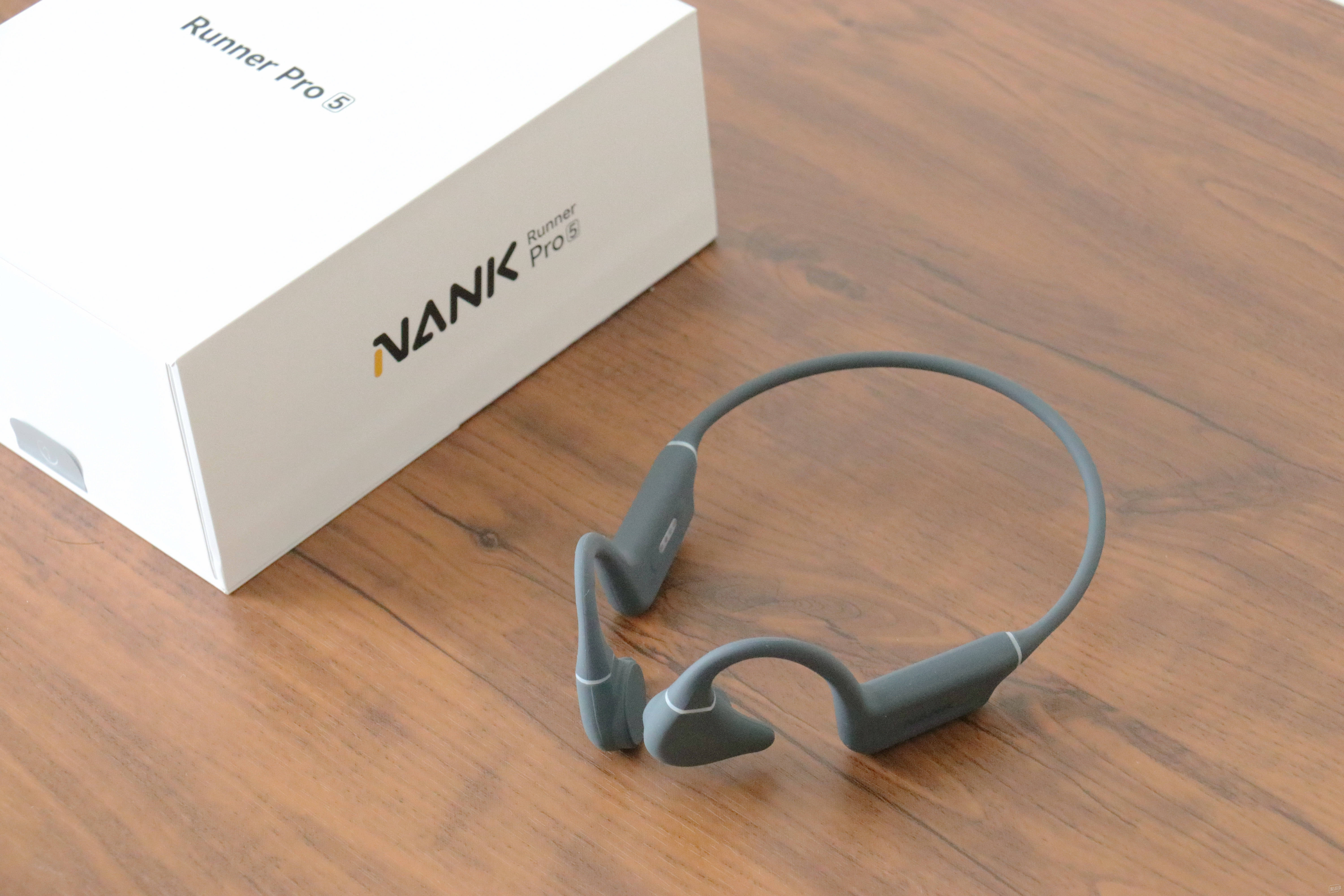 游泳耳机对人体有危害吗?三个内幕曝光,别等选错才后悔!