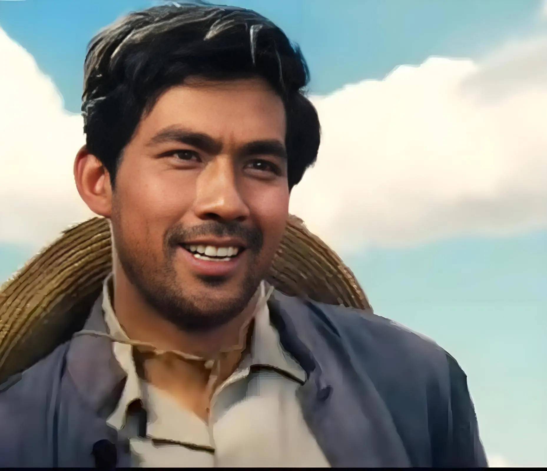 朱时茂:演艺舞台上的追梦人,家庭港湾中的温暖守望者