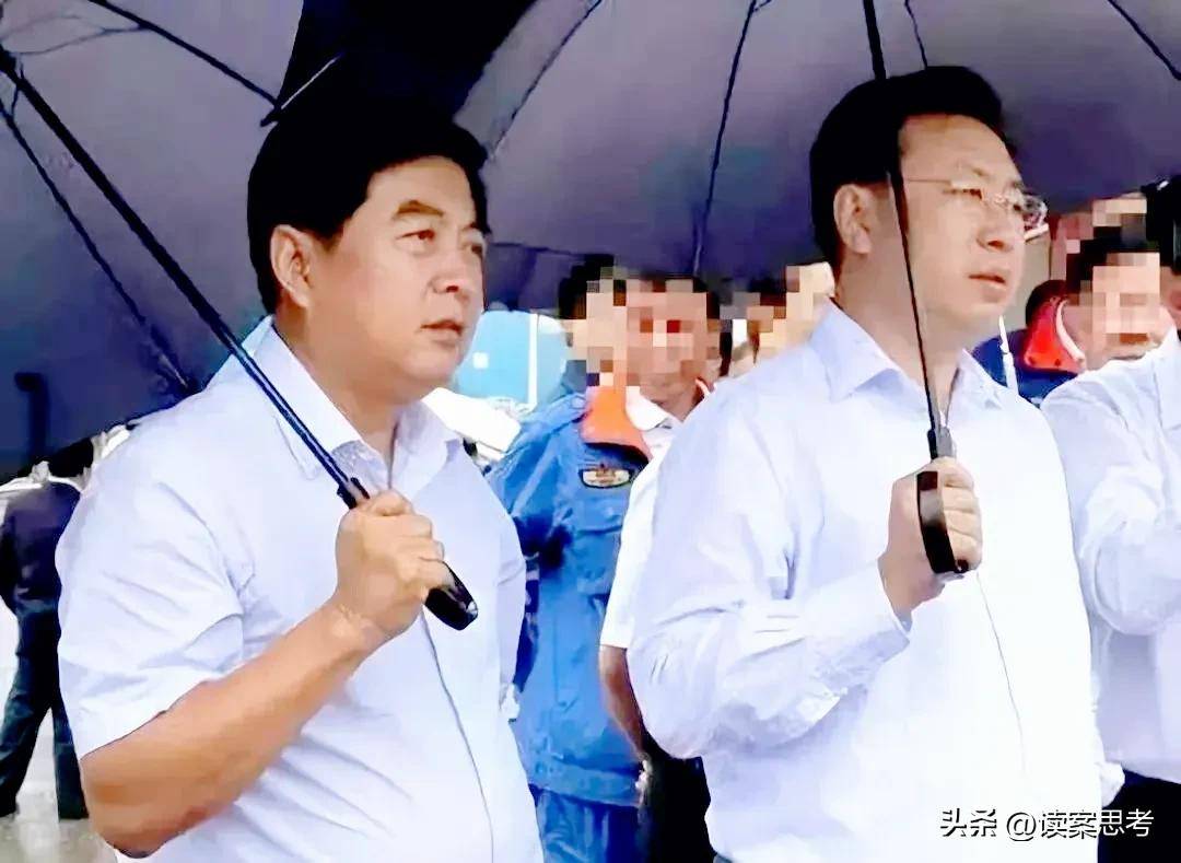 花695万买官被骗,违规担保,让政府背上六亿债务