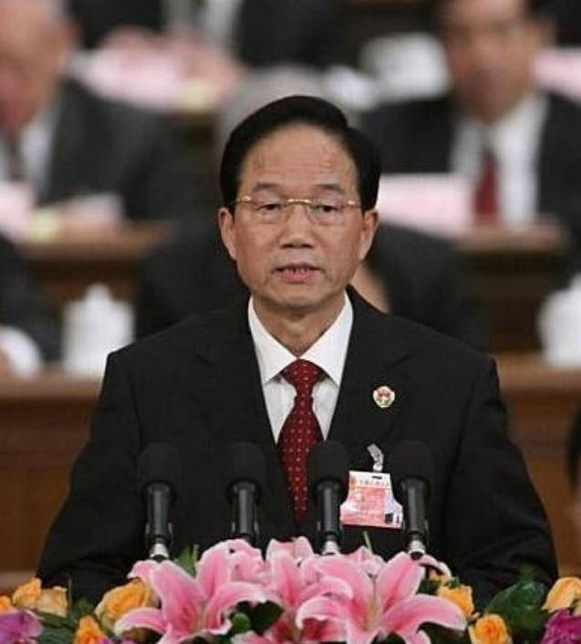 他曾任最高检察长,47岁成国安部长,60岁任公安部长,如今85岁了