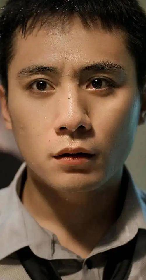 6位天生桃花眼的男星,眼神自带苏感,看谁都含情脉脉,深情款款