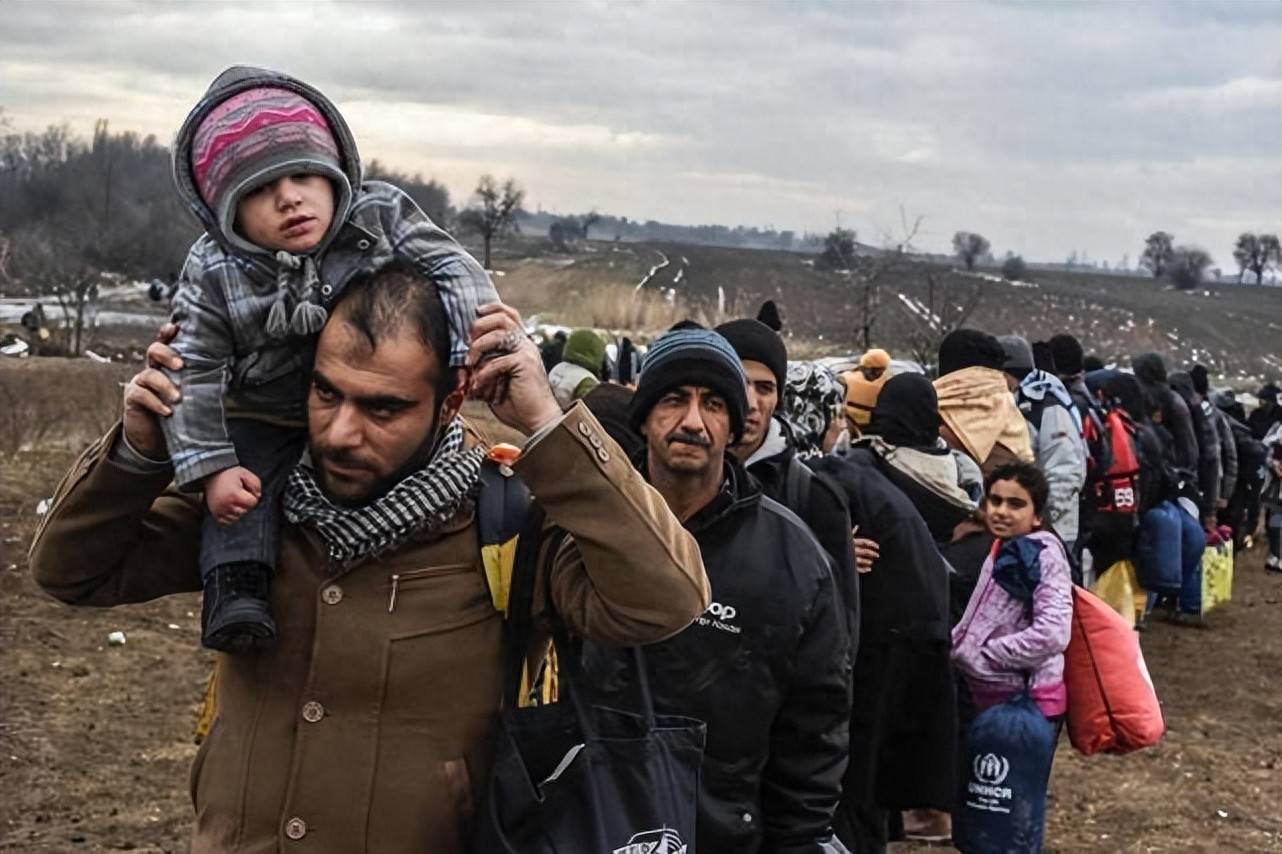 100年前,20万白俄难民逃亡到中国,后代骄傲地说:我们是中国人