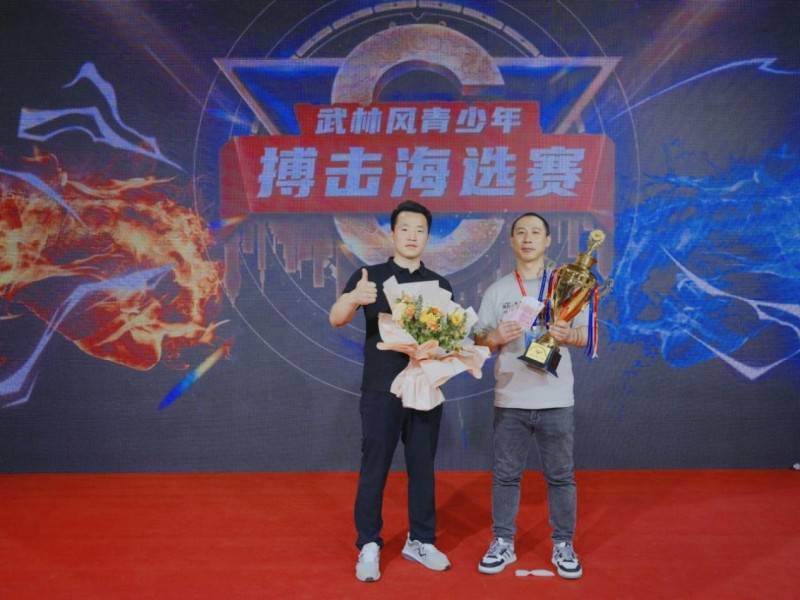 詹宁斯：米德尔顿是雄鹿队史最佳小前 字母哥每年都能拿MVP