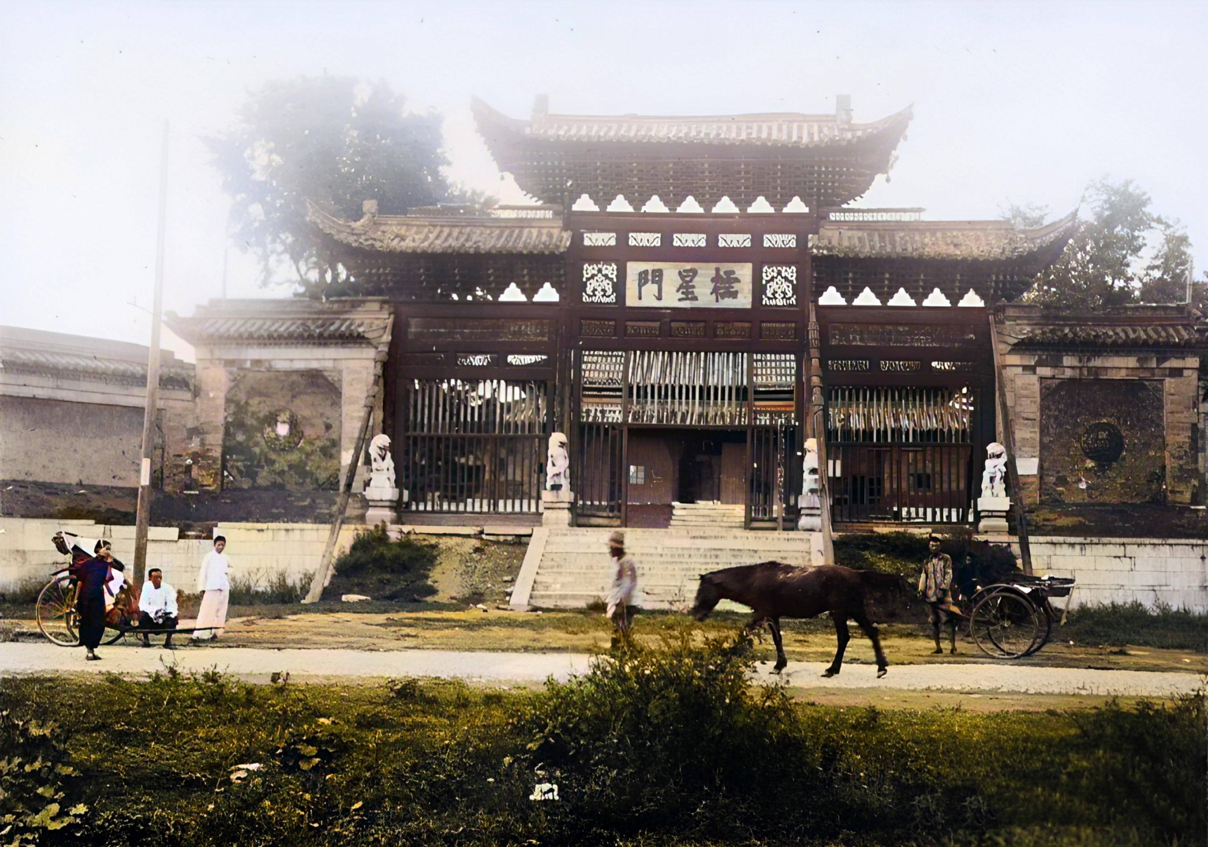 1929年,日本禁止公开的南京老照片,难得一见,明孝陵破败不堪