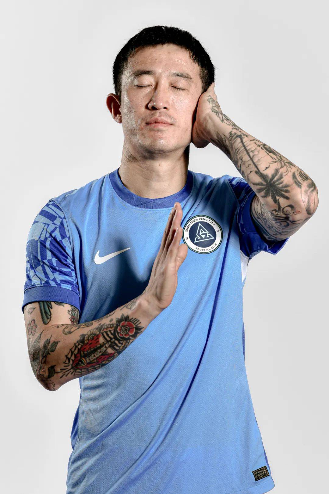 姜至鹏:20年还没踢够,我的关节全队最健康