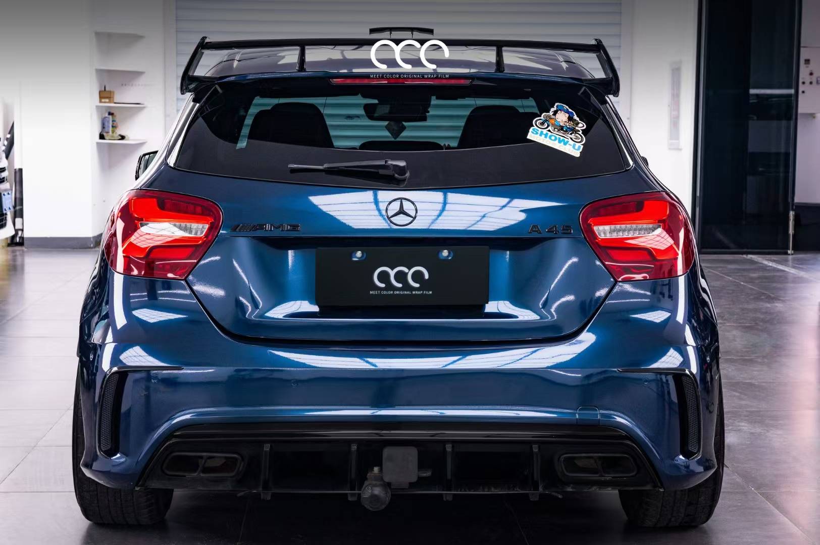 奔驰amga45漫彩午夜蓝改色膜深邃夜空般神秘优雅