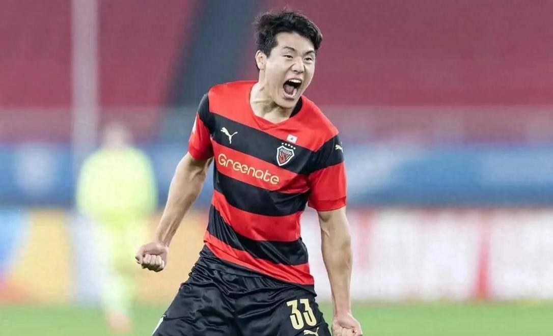中超球队瞄准韩国高中锋李昊宰，成都蓉城成热门下家