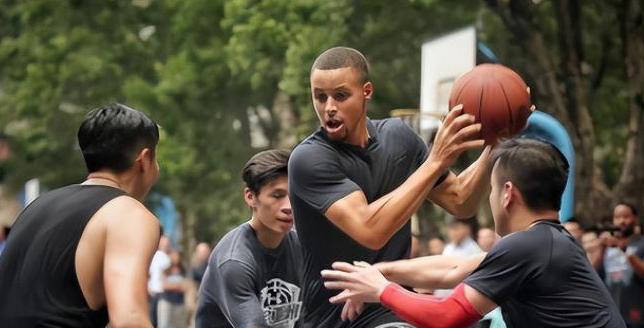 07月19日 NBA夏季聯(lián)賽 76人vs籃網(wǎng) 全場(chǎng)錄像回放