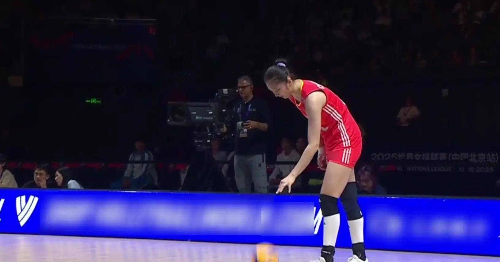 中国女排激战土耳其惜败，第二周赛程曝光：日本队成焦点