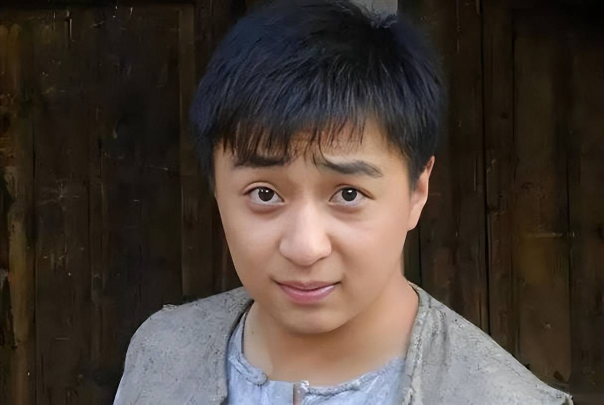 原来他们是夫妻,因戏结缘深情10年,妻子影后,女儿小戏骨