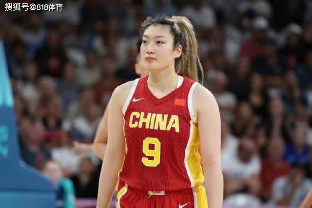 宫鲁鸣详解李梦缺席亚洲杯原因，中国女篮备战新挑战