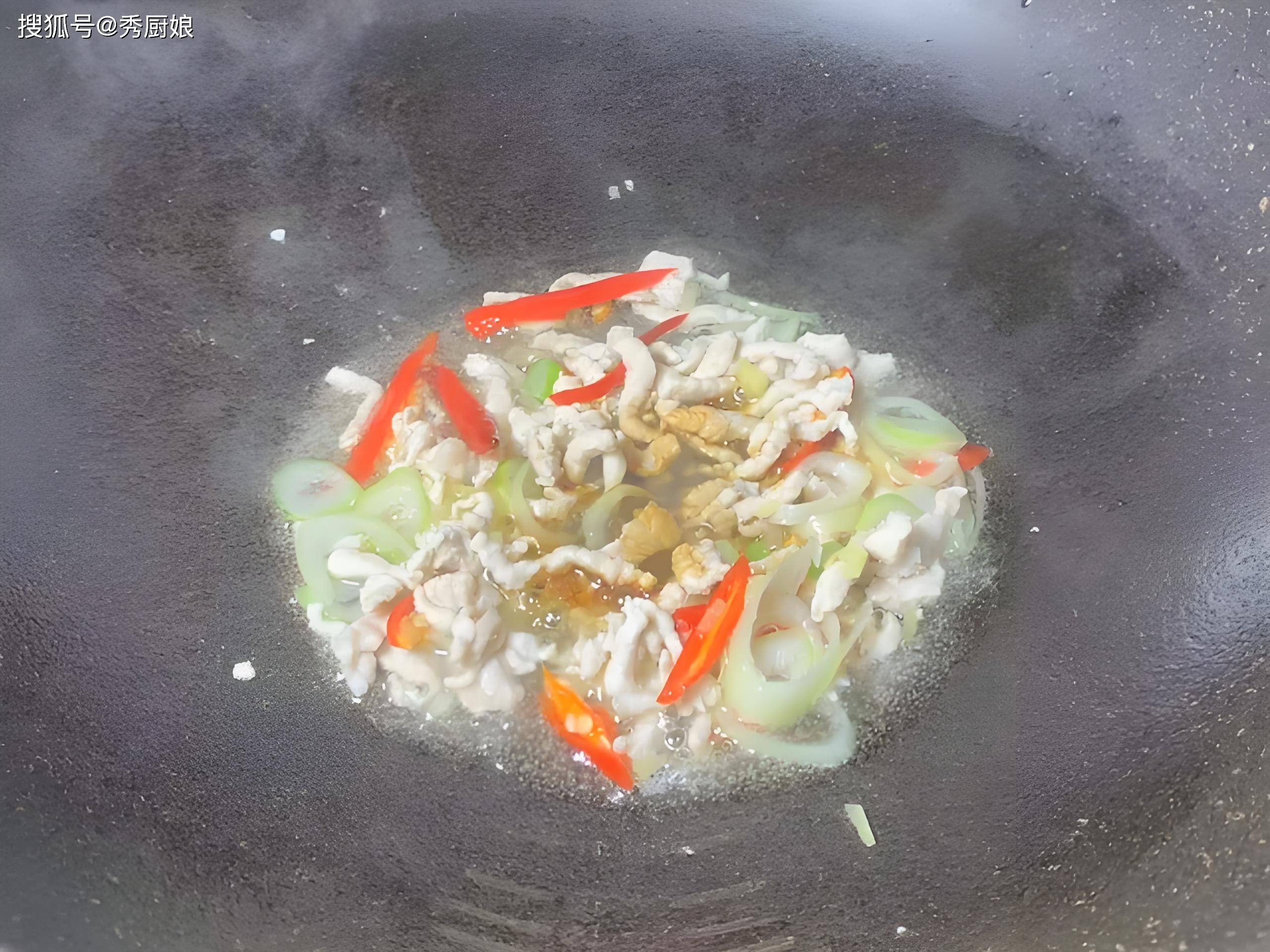 炒茭白好吃吗_炒茭白的做法大全家常做法_