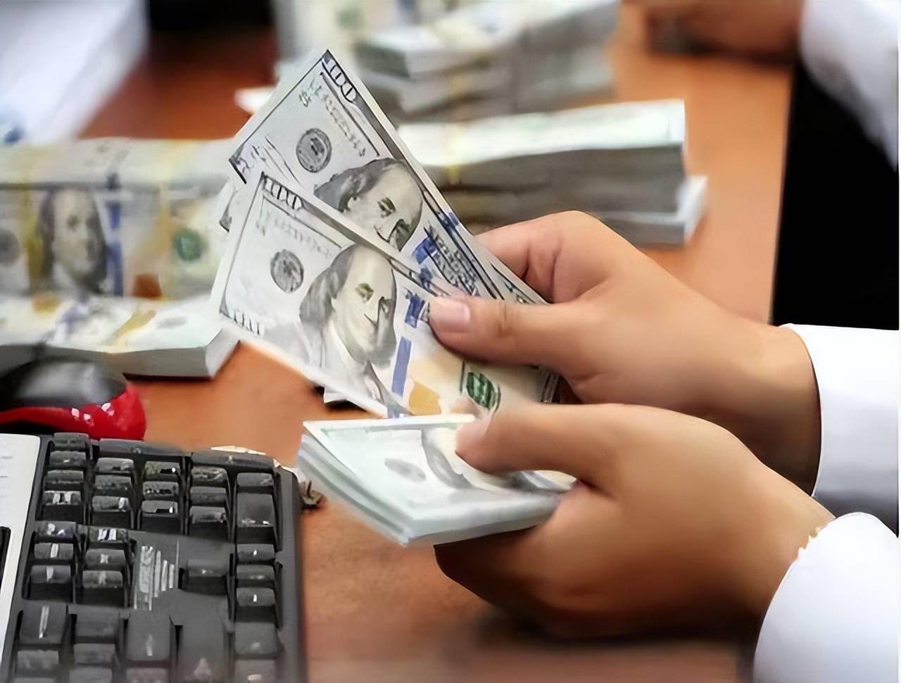 美国的钱在中国叫“美元”，人民币在国外叫什么？今天总算知道了_搜狐网