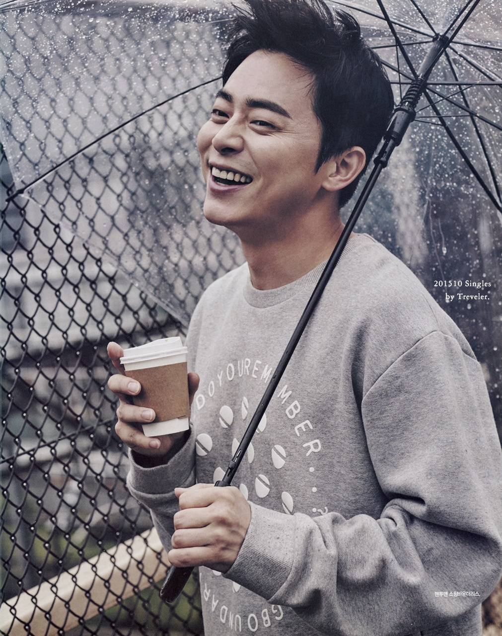 此次大楼的成功出售,给曹政奭的个人履历增添了浓墨重彩的一笔