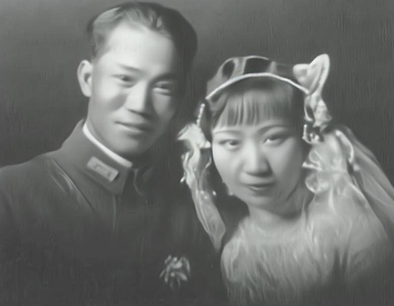 曾因丈夫冷落而失望自杀,晚年寄居亲哥家孤寂离世