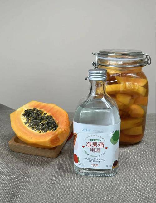 _木瓜泡白酒的制作方法_木瓜泡白酒的功效