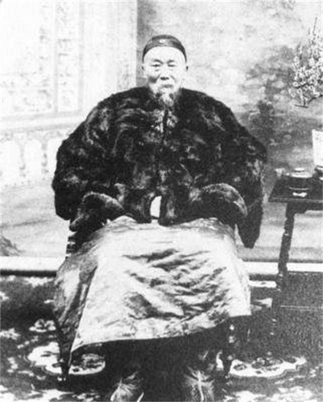 _后人评价李鸿章诗句_李鸿章对后人的告诫