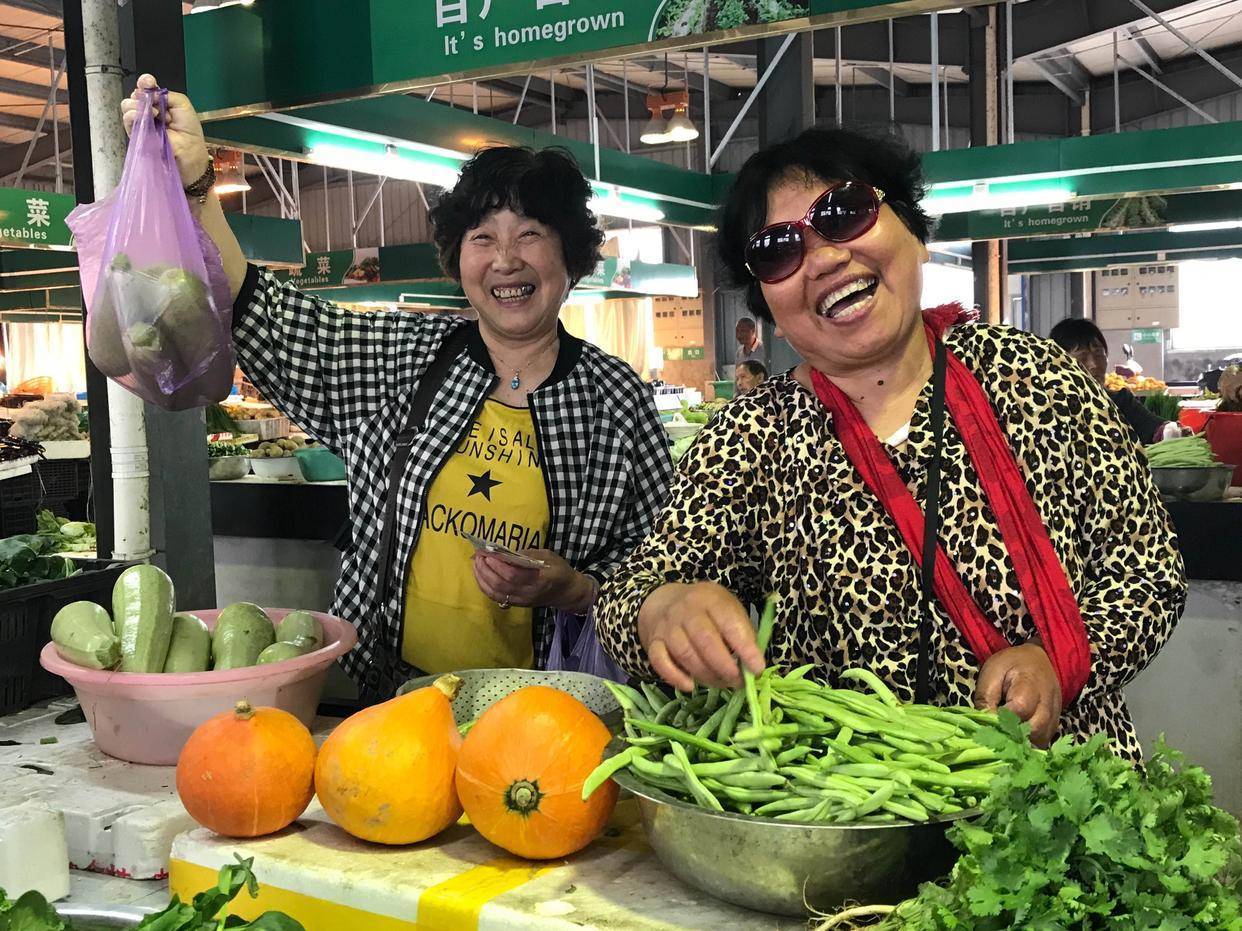 买菜大妈一番话，道破“楼市真相”，众人坦言：多数人都没她清醒