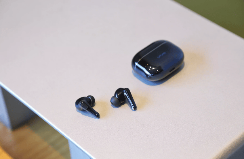 降噪耳机哪个牌子最好、百元目前降噪效果最好的耳机推荐