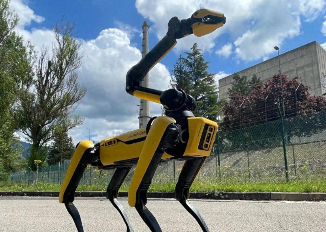 波士顿动力机器狗入驻西班牙核电站:定制化检测助力安全退役