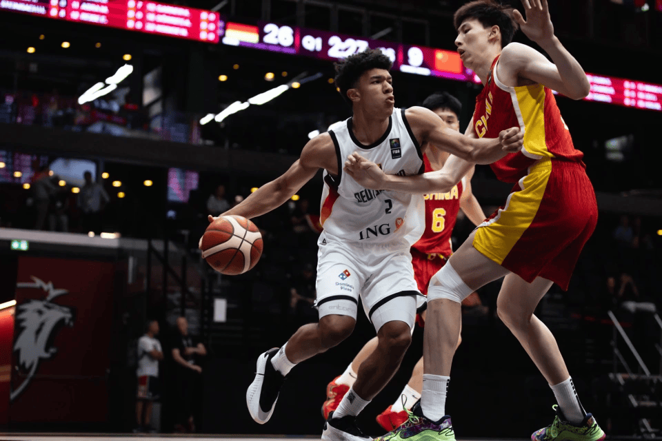 U19男篮世界杯积分榜！中国队2连败垫底，末轮力争小组第三