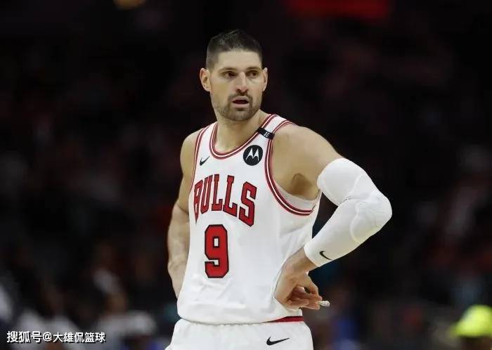 公牛亏麻了，交易德罗赞、拉文、卡鲁索和鲍尔，仅获得6人3选秀权