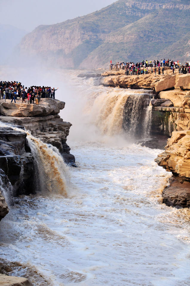 黄河壶口瀑布旅游区,壮阔瀑布奇观