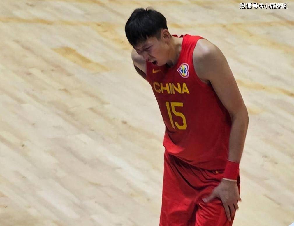 中国男篮接连遭遇打击！多位主力核心因伤离队，郭士强恐遇滑铁卢