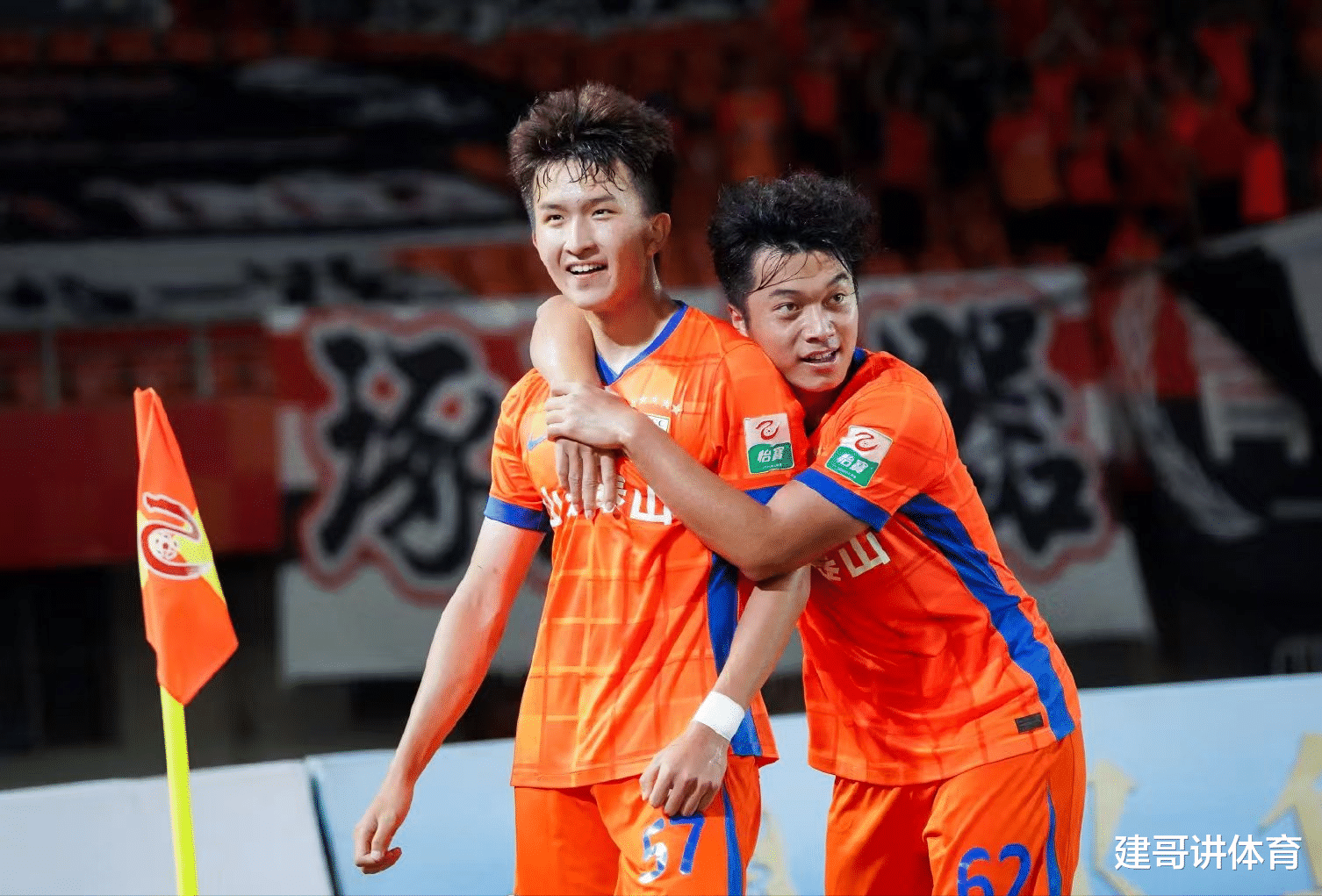 韩鹏换人战术助力山东泰山B队4-1大胜泰安天贶