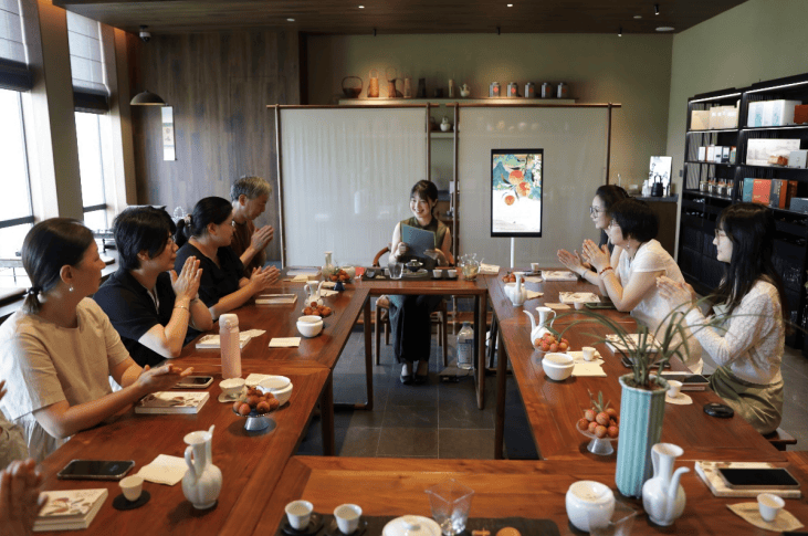 跟着《长安的荔枝》闯职场 杭州双浦读书会解锁古今职场新姿势