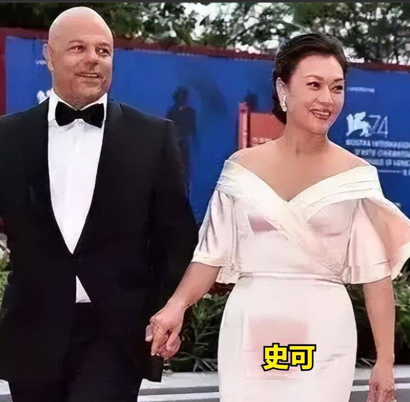 年轻时艳压巩俐,二婚嫁瑞士亿万富翁,演员史可如今生活如何?