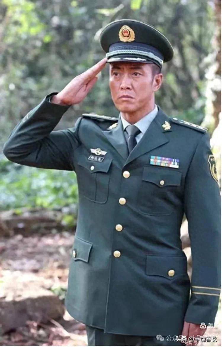 战友那志东,荧幕硬汉铁汉,柔情李戬魅力